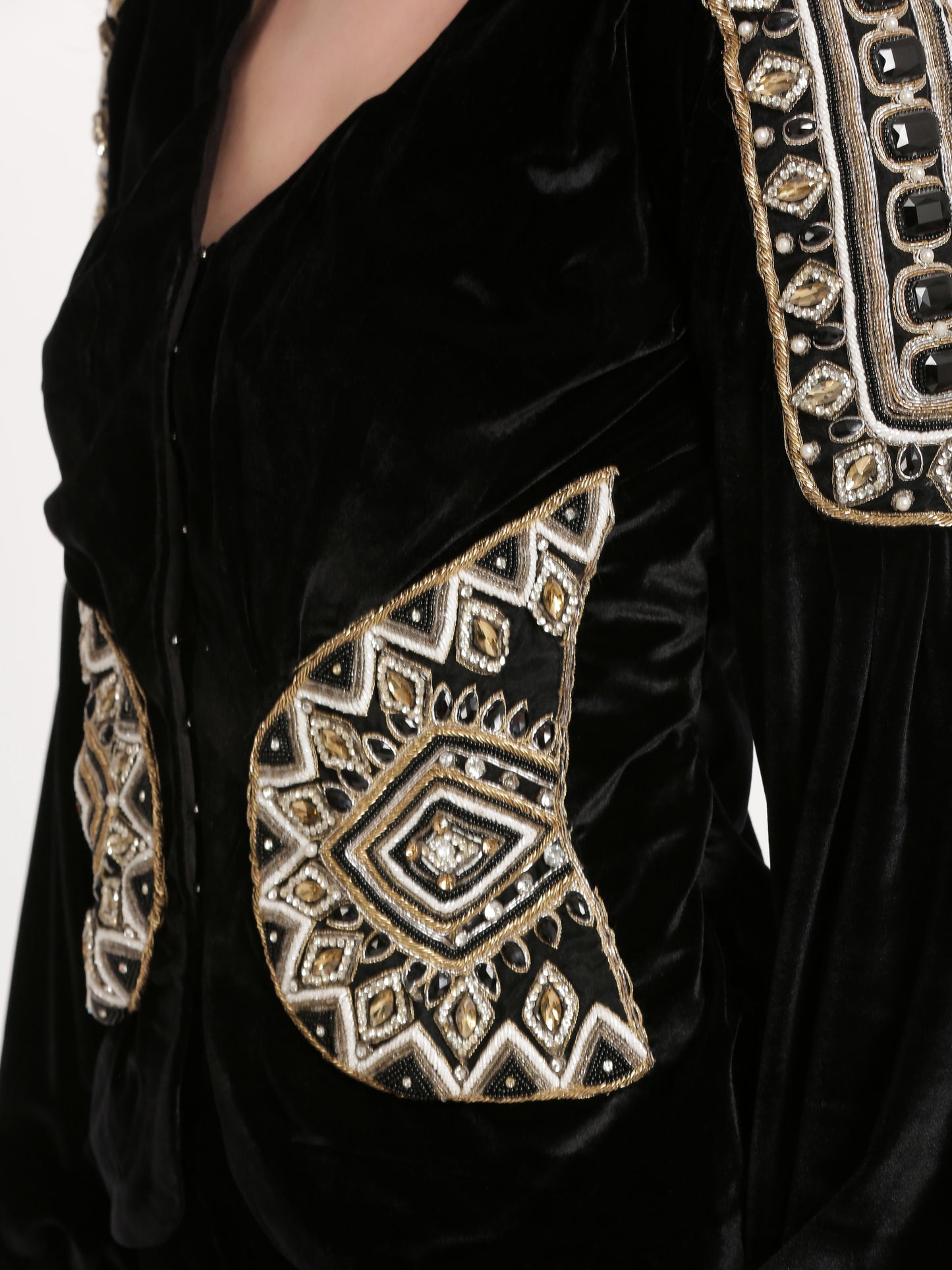 Obsidian Velvet Emb Blazer Set